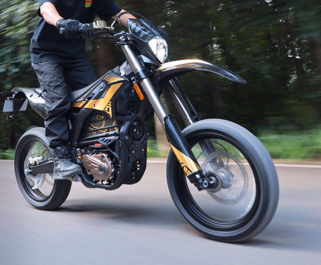 Sur-Ron Storm Bee, Supermoto configuration